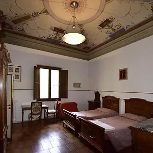 Casa Per Ferie Suore Oblate Dell'assunzione Alojamento de Acomodação e Pequeno-almoço