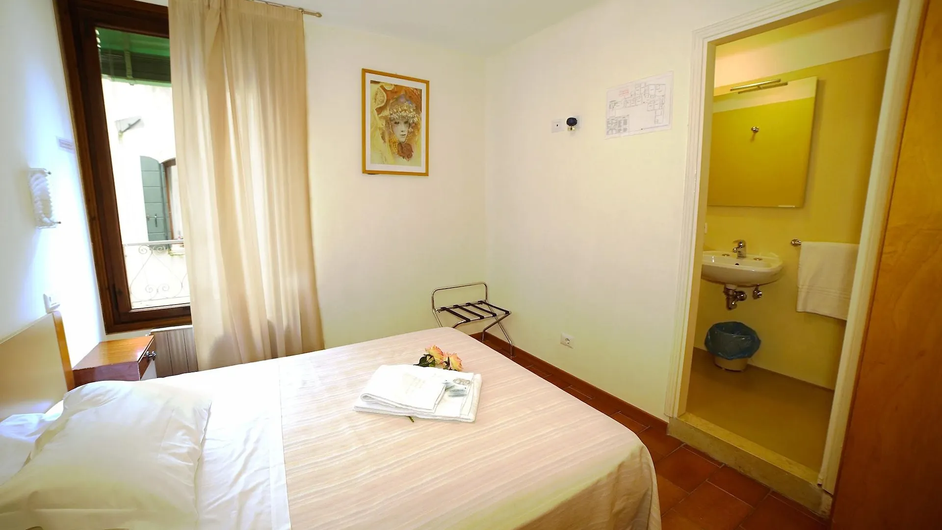 Hotel Canada Venecia Italia